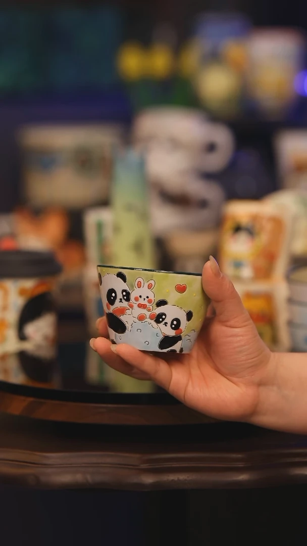 【闪购商品】摆件景德镇釉下彩绘设计师款式陶瓷