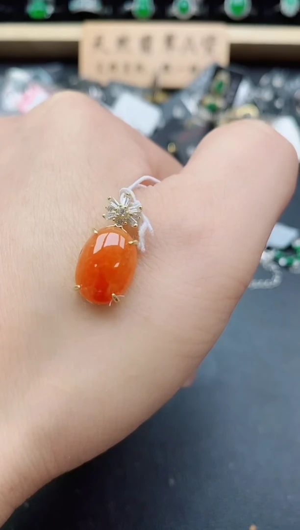 吊坠(赠链)银S925镶嵌翡翠1