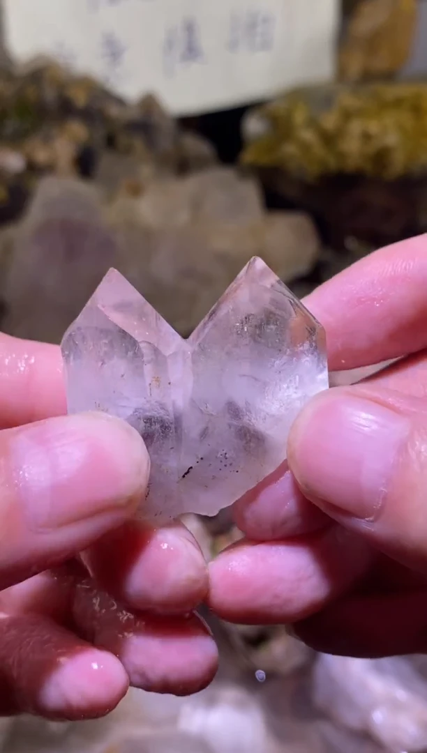 未镶嵌珠宝半成品水晶27号双子星四川美姑超七花园水晶