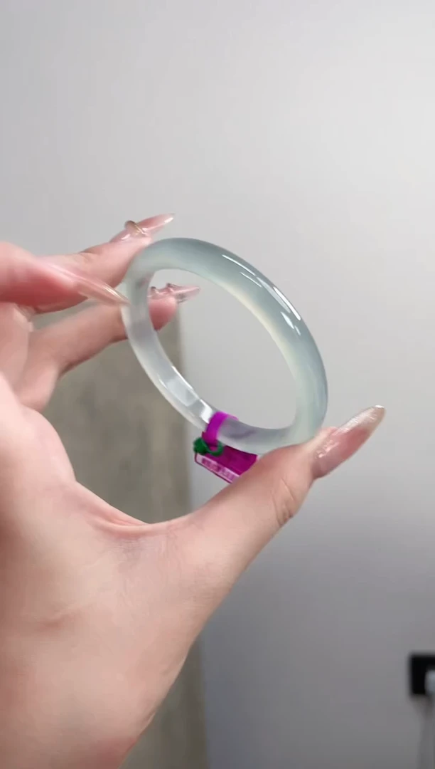 【闪购商品】玛瑙/玉髓手镯未镶嵌57-58圈 需要包容圆条