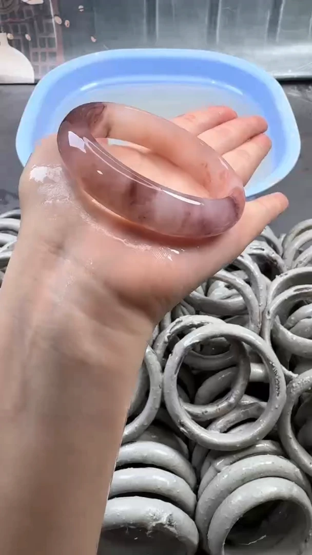 【闪购商品】石英质玉手镯未镶嵌3