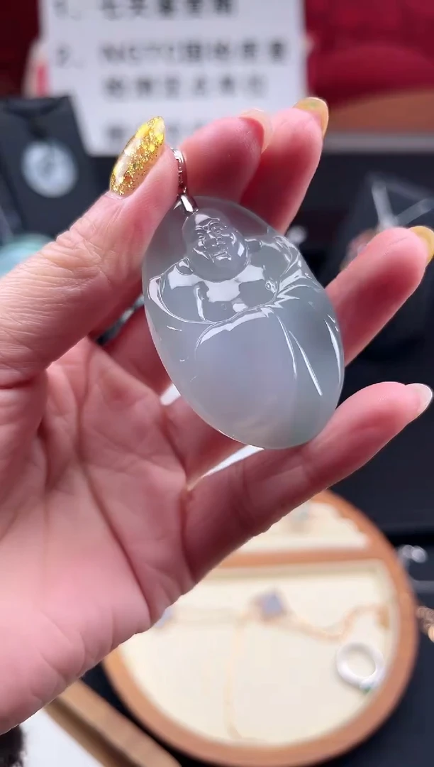【闪购商品】翡翠颈饰18K金镶嵌吊坠