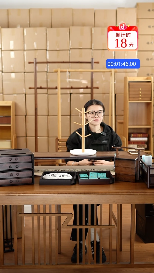 木（非红木类）树枝杯架