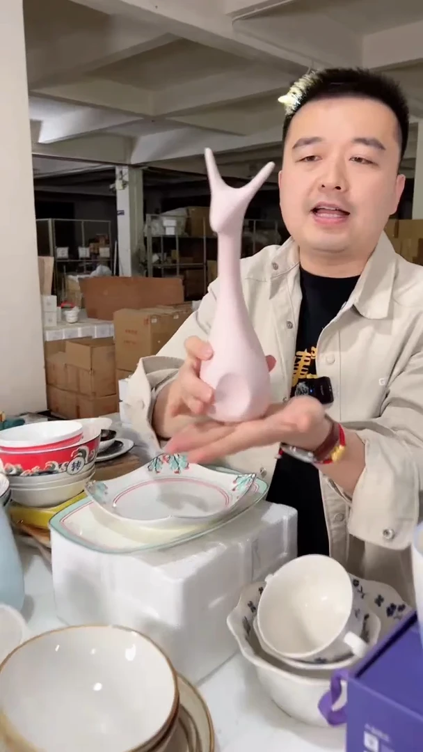 【闪购商品】W陶瓷四小鹿摆件10.7英寸（粉）