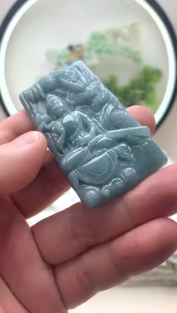 颈饰未镶嵌翡翠大势至