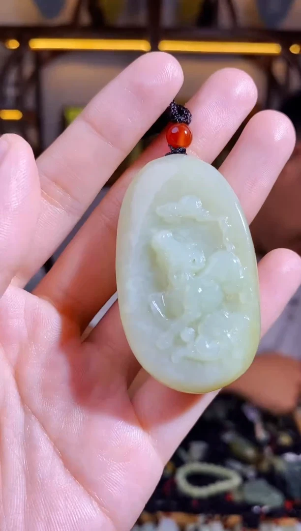颈饰未镶嵌和田玉1