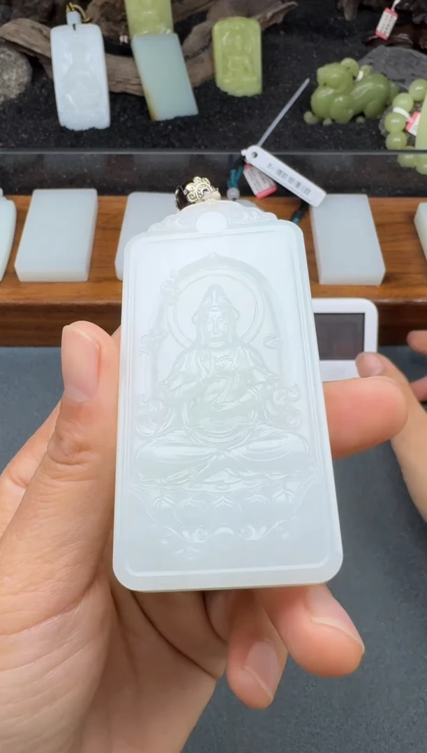 颈饰未镶嵌和田玉2