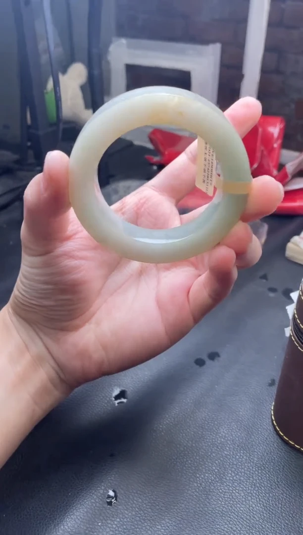 【闪购商品】定制翡翠手镯未镶嵌发一件/DDI02325