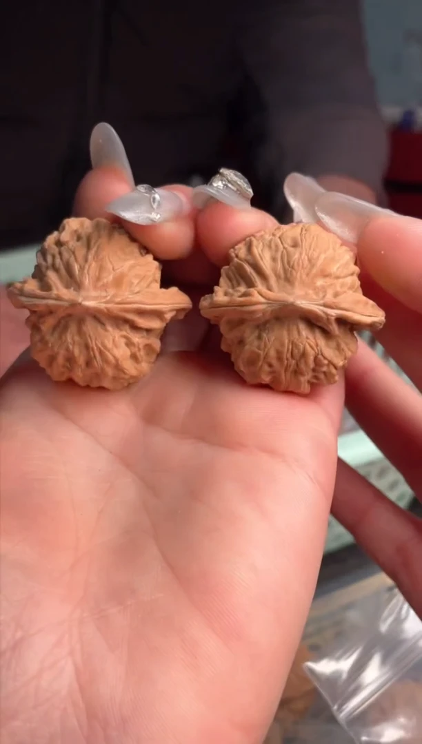 【闪购商品】文玩核桃吊坠公子帽团购 37