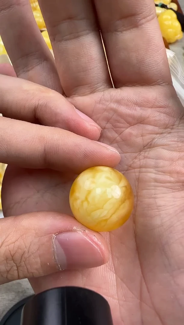 蜜蜡未镶嵌珠宝奇石微瑕