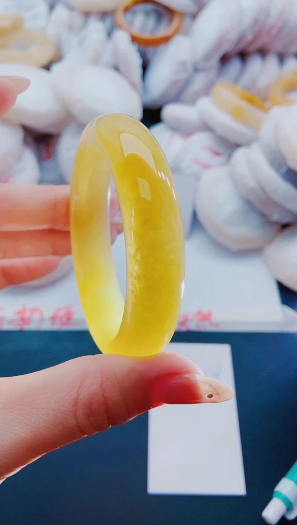 未镶嵌手镯石英质玉M179-56-57