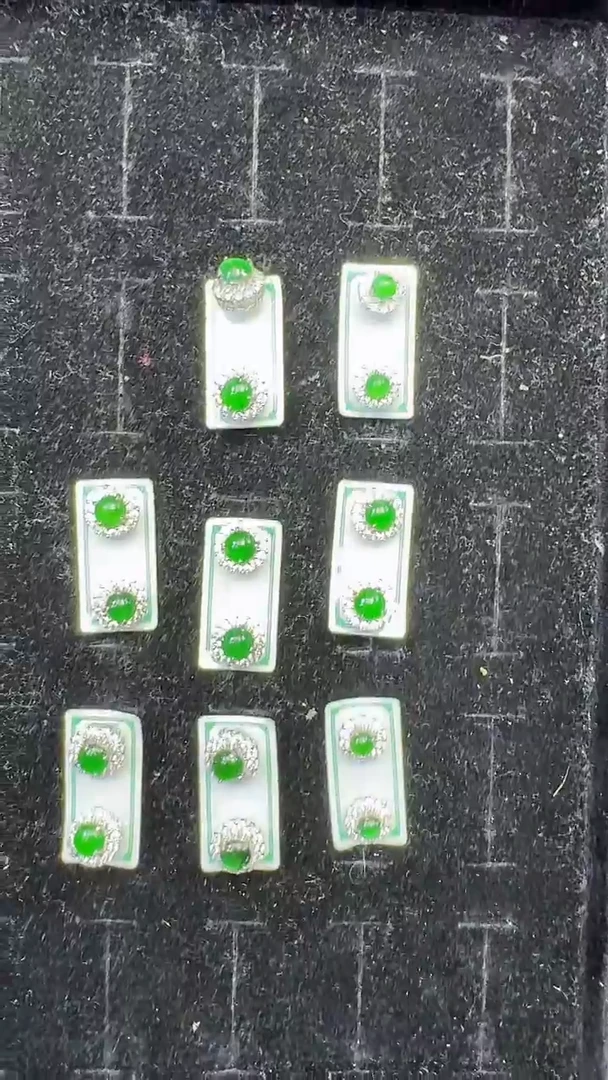 【闪购商品】翡翠戒指未镶嵌耳钉多样性发其一