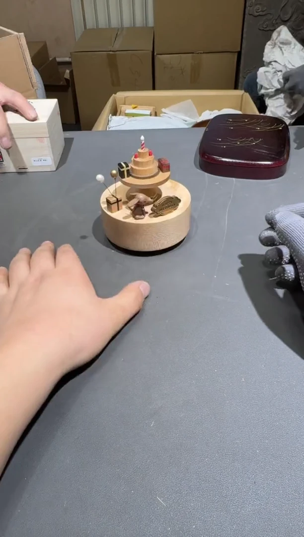 【闪购商品】杯小四孤品收藏中古品