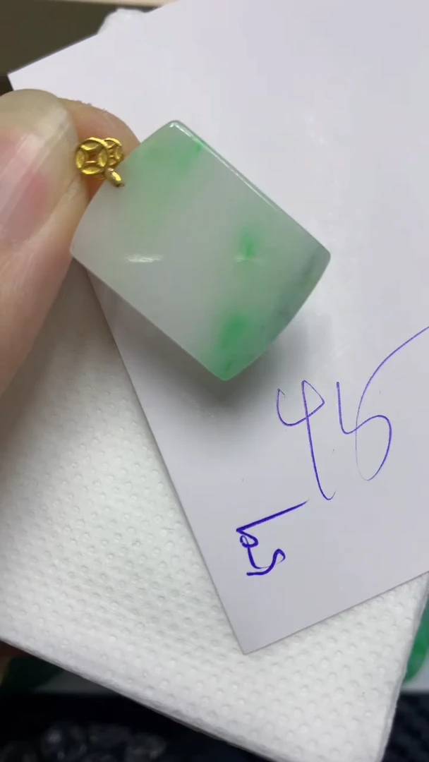 颈饰未镶嵌翡翠缅甸A货翡翠