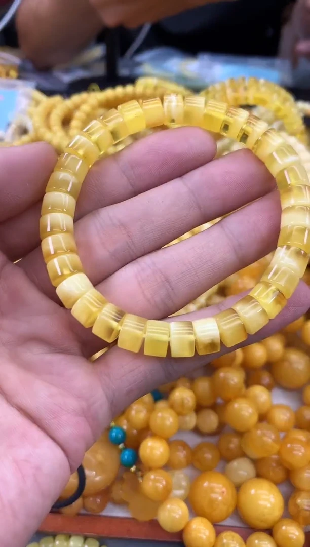 未镶嵌蜜蜡裸石手串