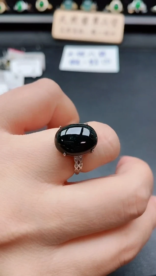 银S925镶嵌戒指翡翠1