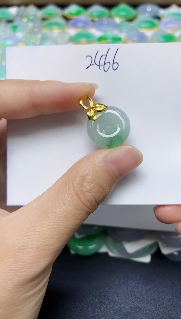 翡翠未镶嵌颈饰 天然缅甸翡翠A货