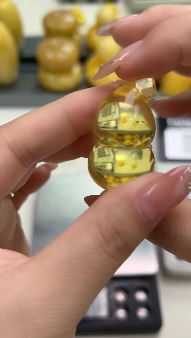 裸石琥珀未镶嵌琥珀蜜蜡吊坠