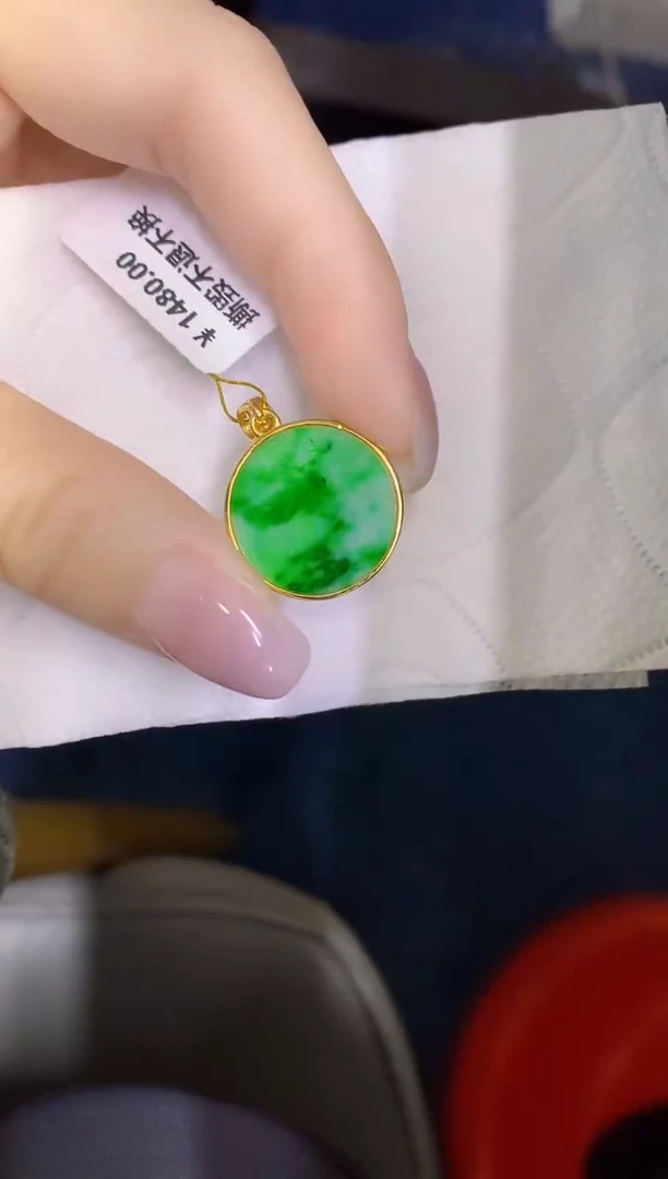 颈饰未镶嵌翡翠缅甸天然翡翠A货