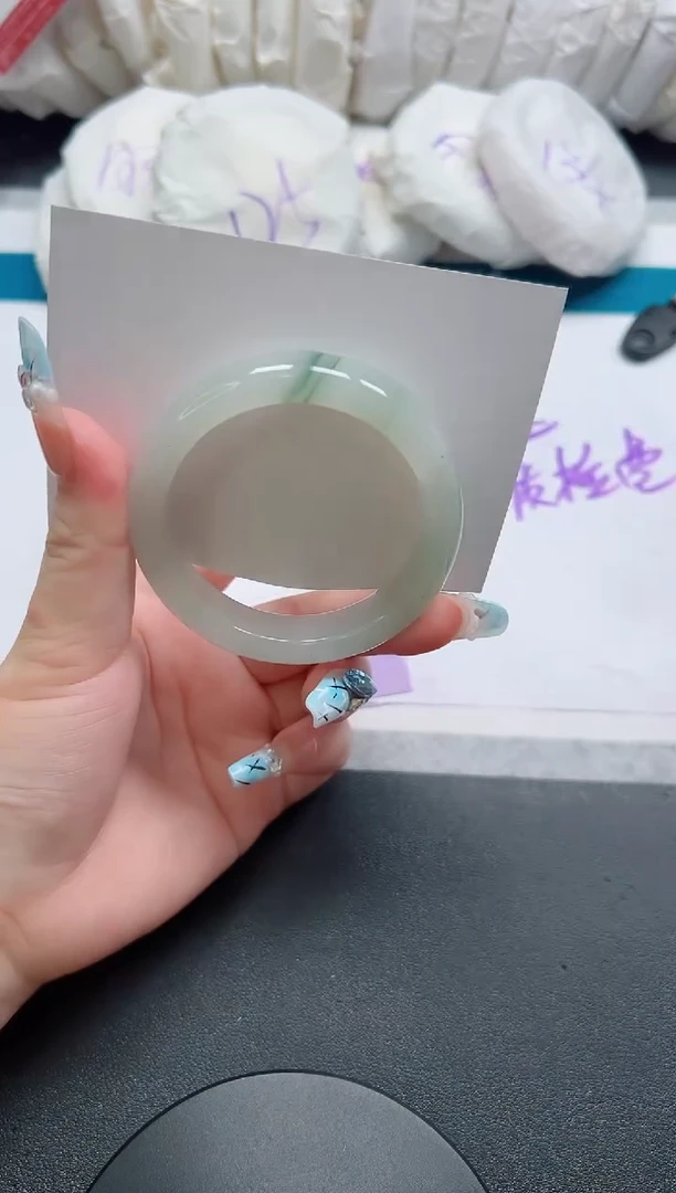 石英质玉手镯未镶嵌166-52.2