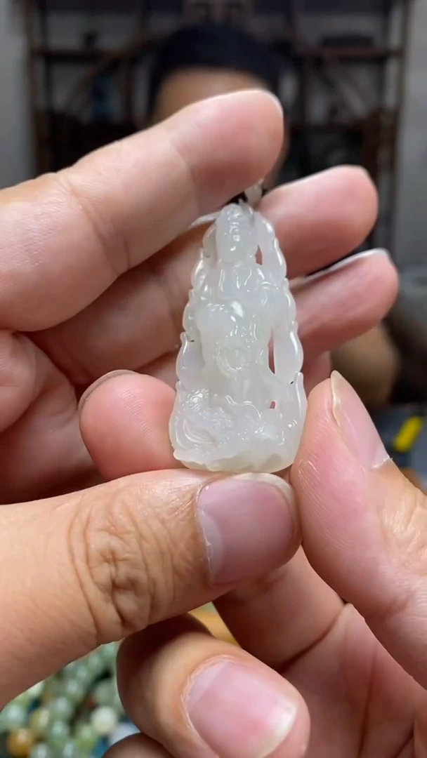 和田玉未镶嵌颈饰90