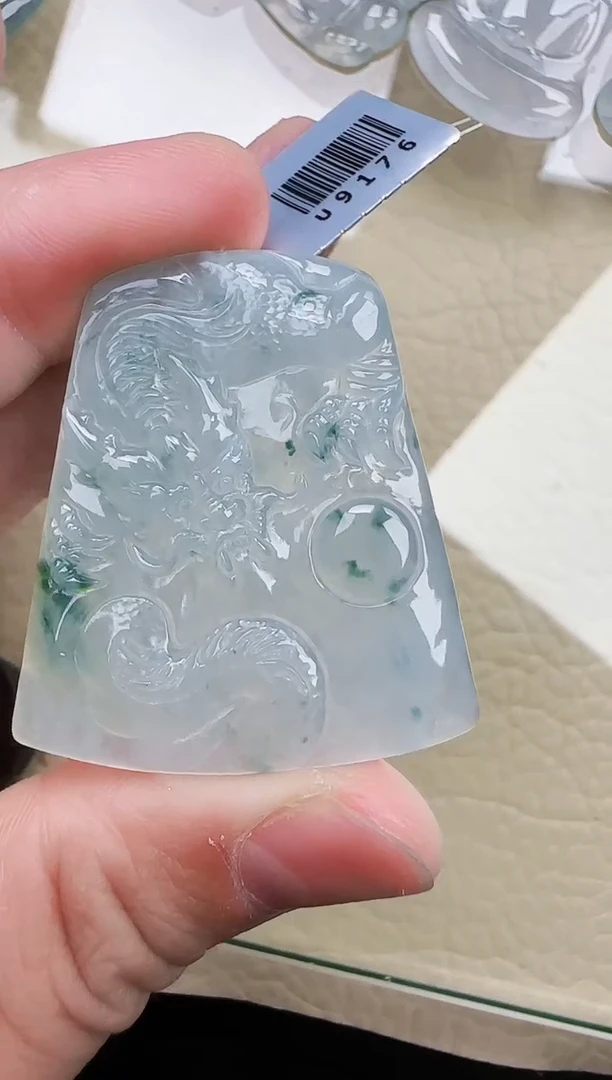 颈饰未镶嵌翡翠缅甸翡翠a货