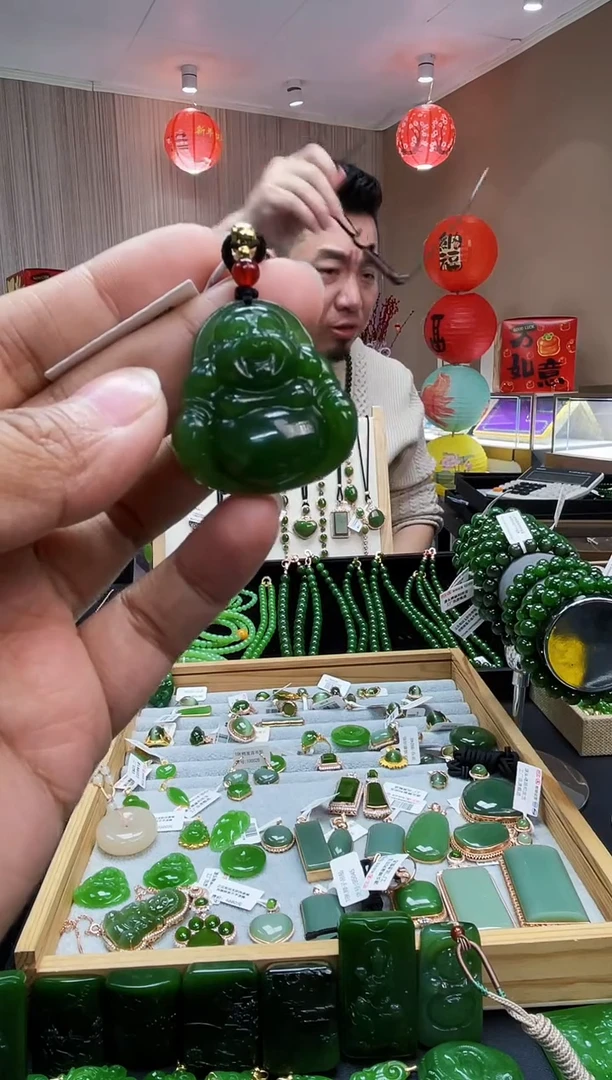 【闪购商品】和田玉（碧玉）吊坠未镶嵌菠菜绿佛公吊坠