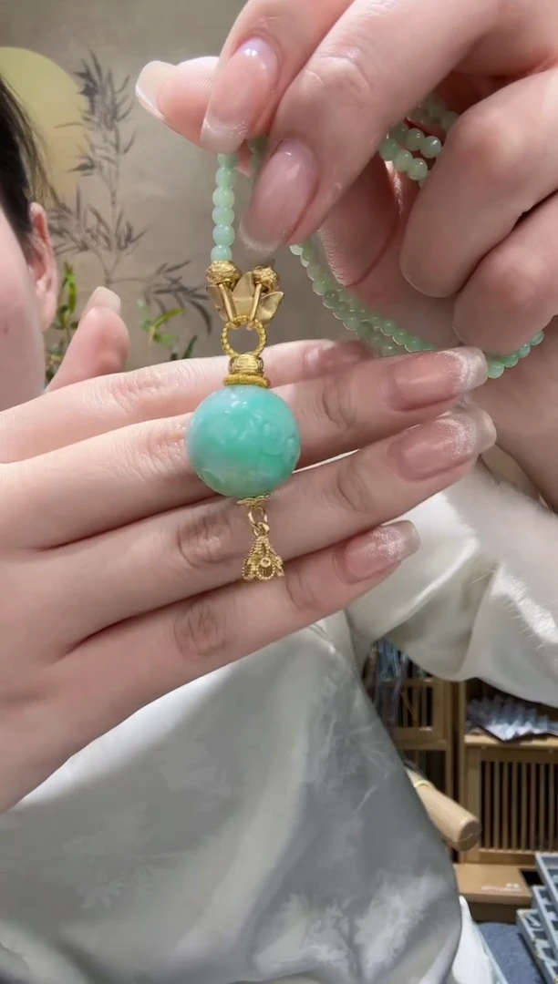 【闪购商品】翡翠颈饰未镶嵌吊坠