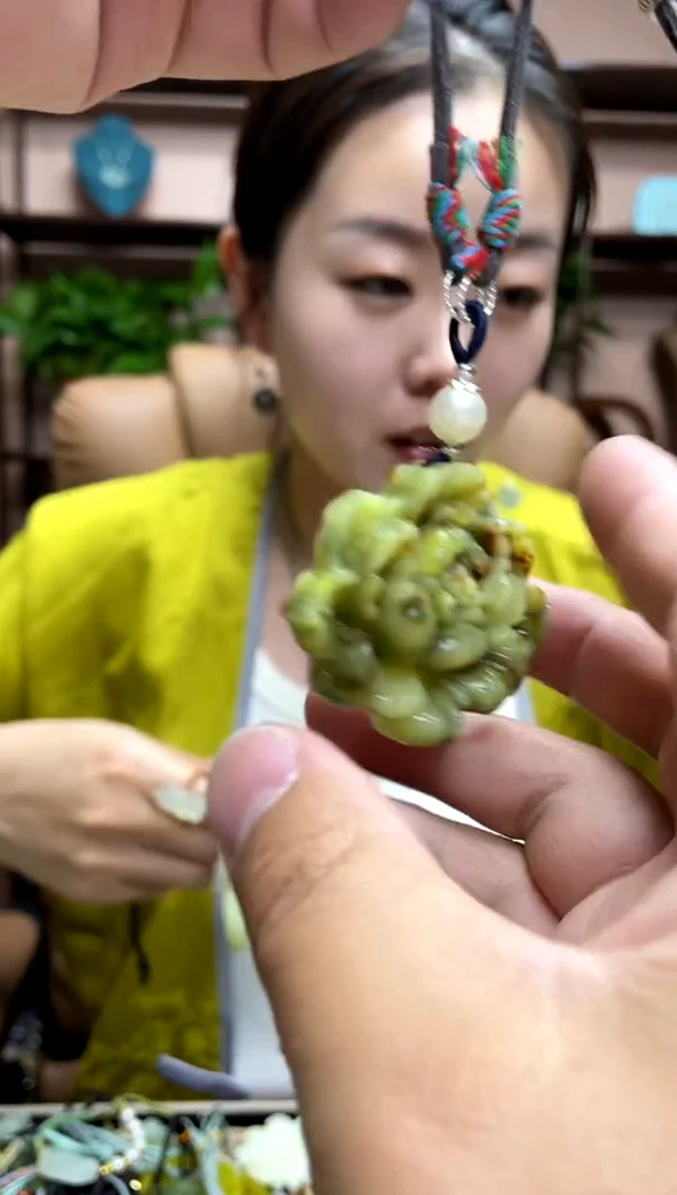 岫玉未镶嵌吊坠多样性发货其中发一