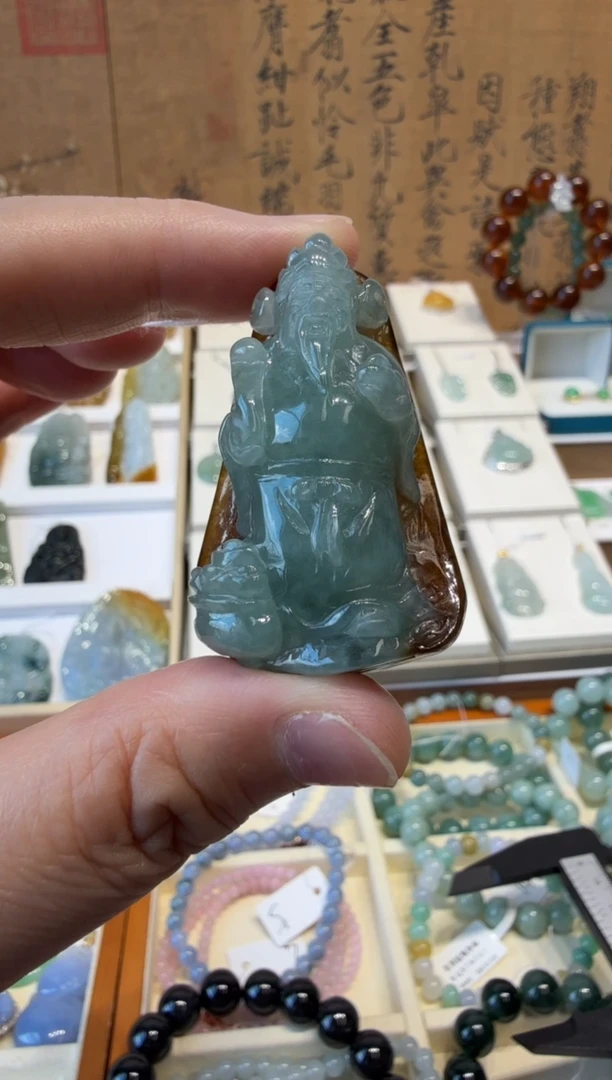 翡翠挂件未镶嵌A货翡翠多样性孤品