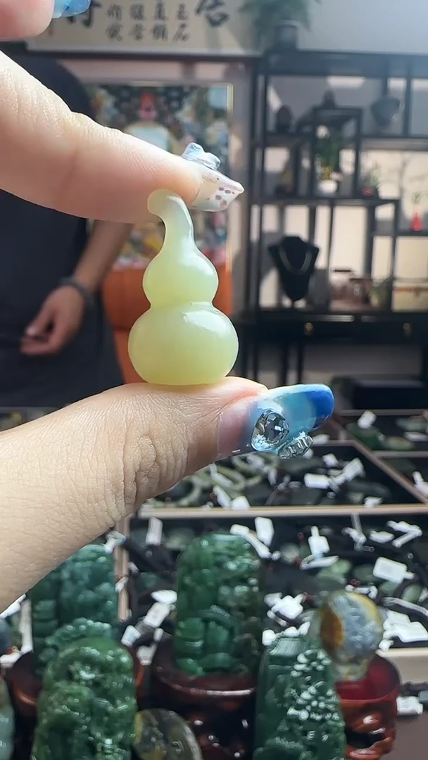 颈饰未镶嵌和田玉葫芦6