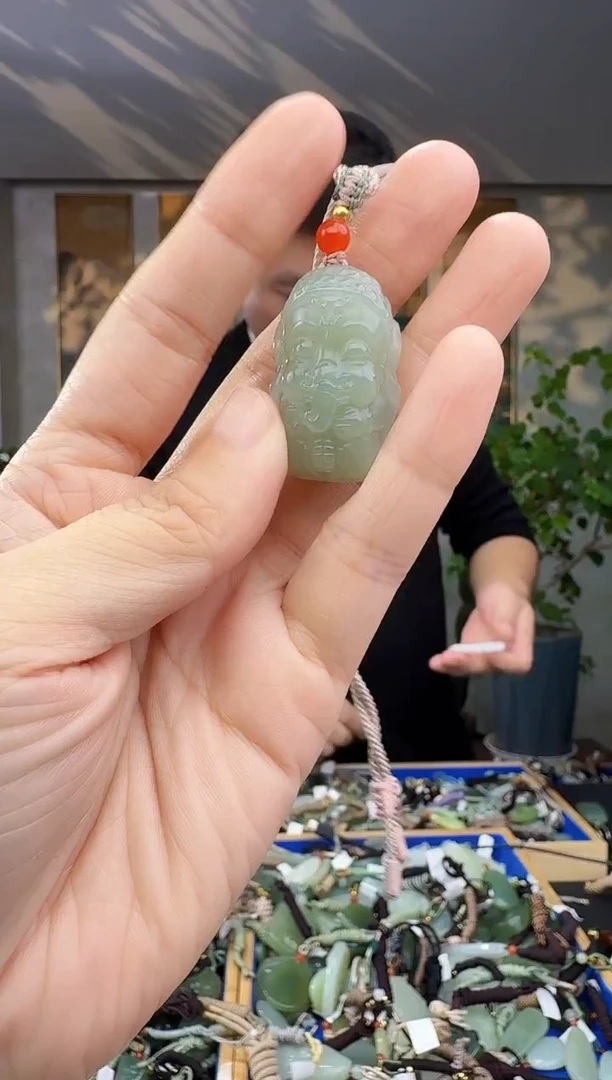 未镶嵌和田玉挂件拍一发一