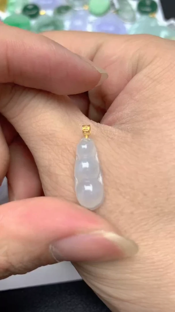 颈饰18K金镶嵌翡翠a货假一赔三支持复检百元上9元证书费自理