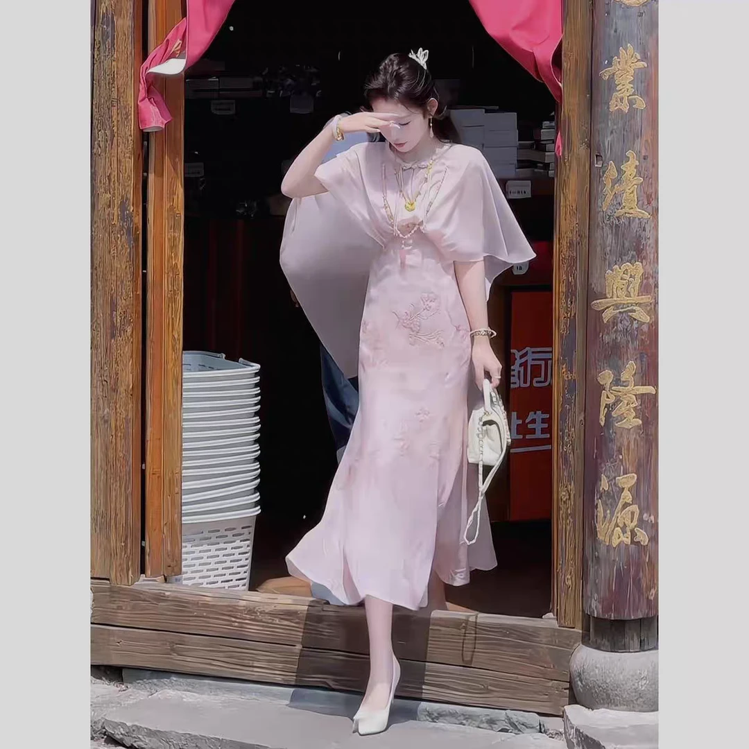 【现货】大码女装新中式飘逸披肩连衣裙新款重工收腰鱼尾长裙11528