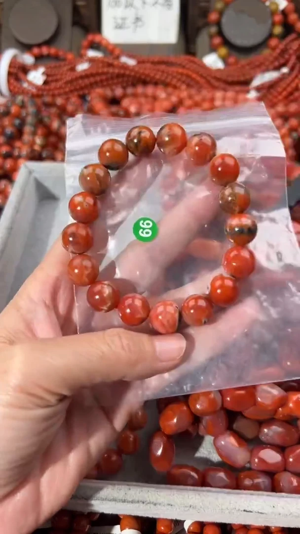 南红玛瑙手镯未镶嵌13