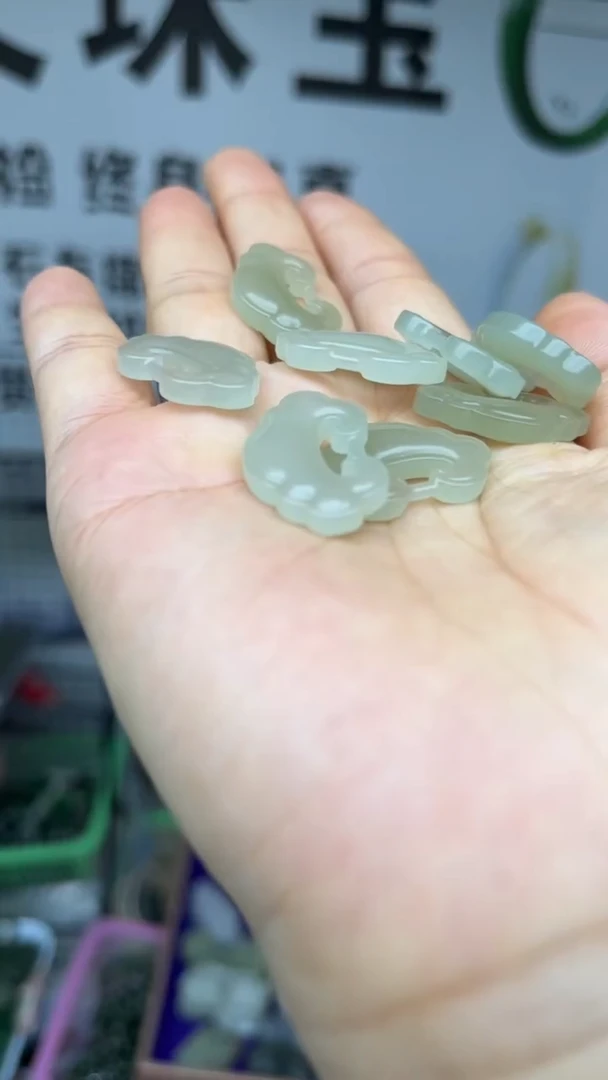 和田玉未镶嵌颈饰多样性发货拍一发一