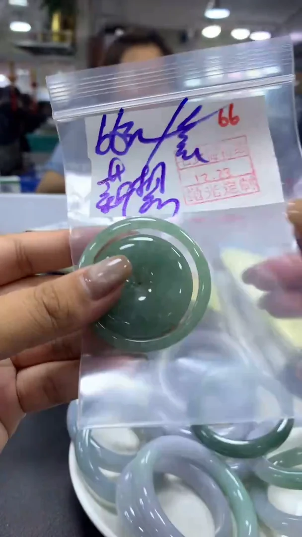 未镶嵌定制翡翠薪***?毛货需精细抛光+拍一发一+66