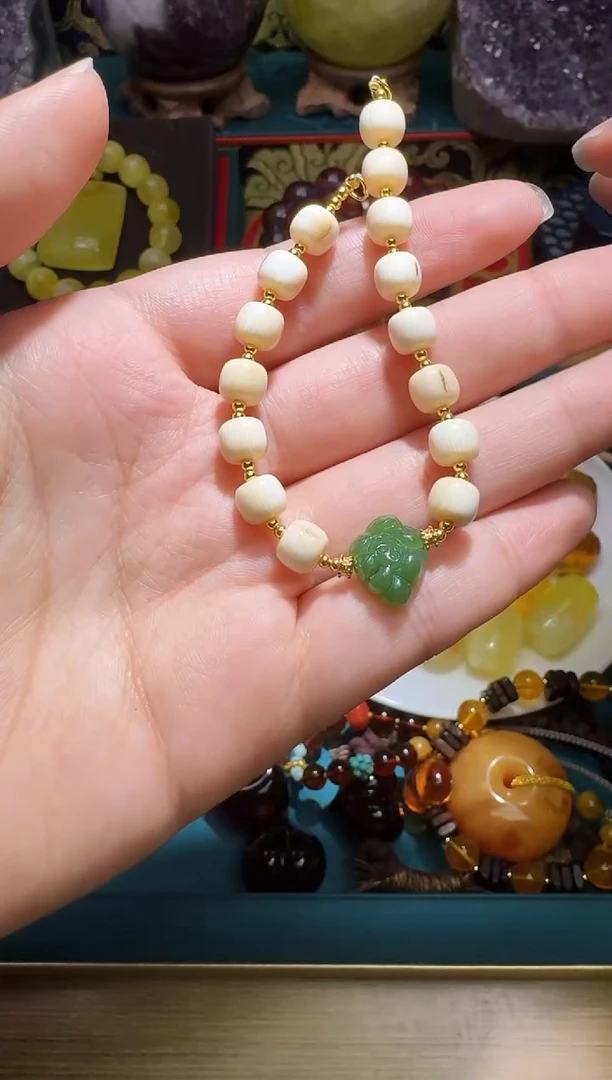 未镶嵌手链和田玉多样性发一件 338