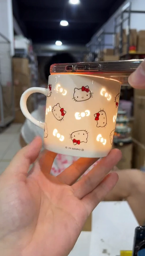 瓷片白色kt猫满印镂空咖啡杯