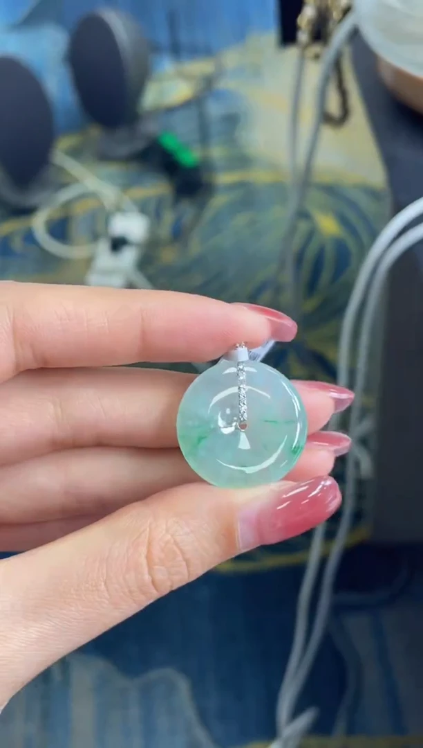 18K金镶嵌定制翡翠DDJ36390