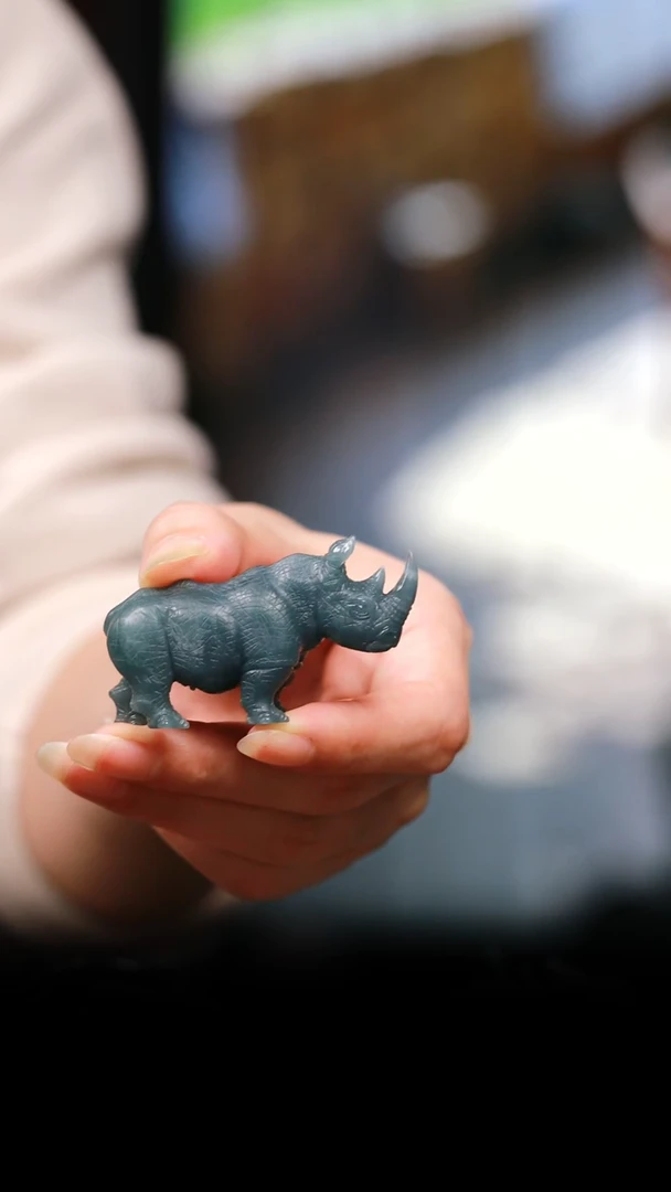 未镶嵌摆件翡翠犀牛