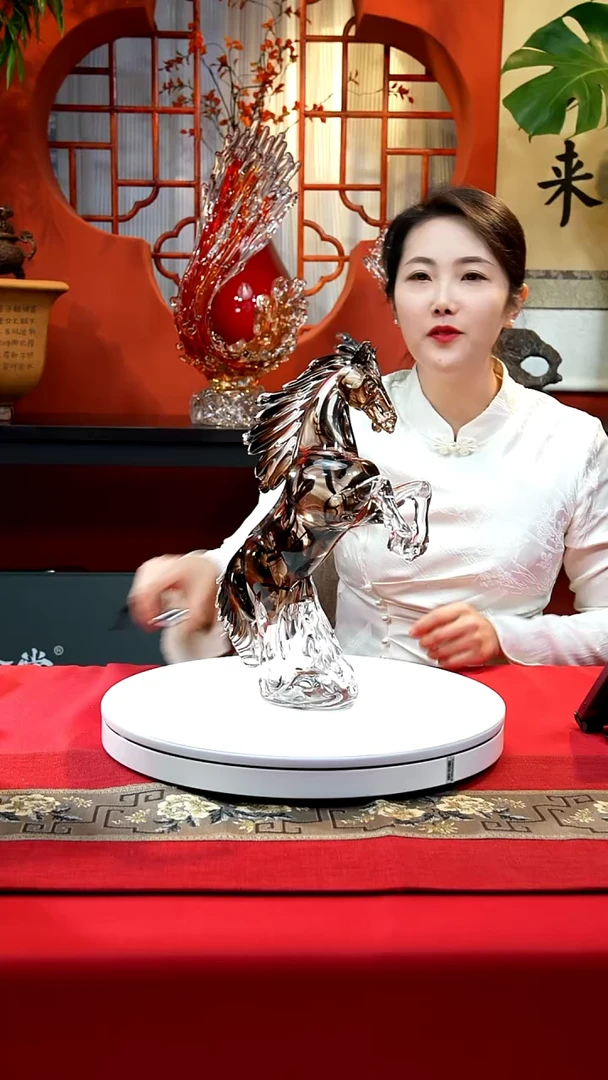 手工艺品琉璃立马