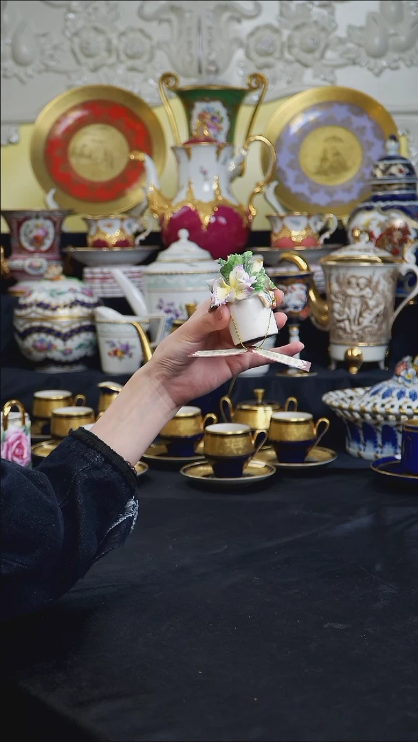 骨瓷婷婷中古器物如图所示66