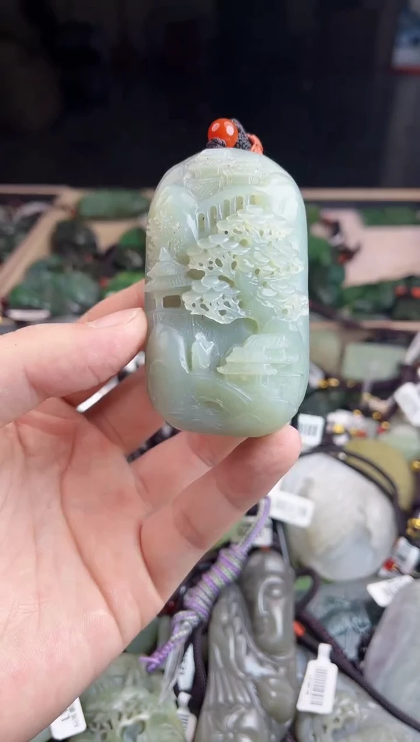 颈饰未镶嵌和田玉1