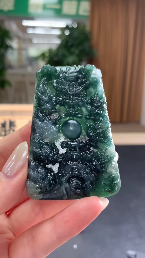 未镶嵌定制翡翠          *95