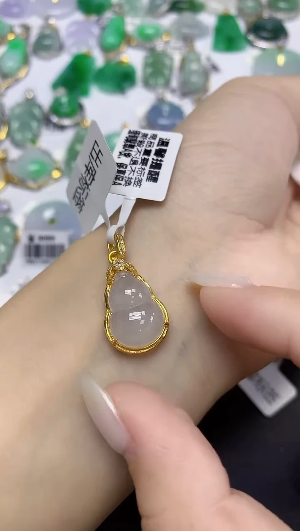 颈饰未镶嵌翡翠天然缅甸翡翠A货百元以上9元证书费自理