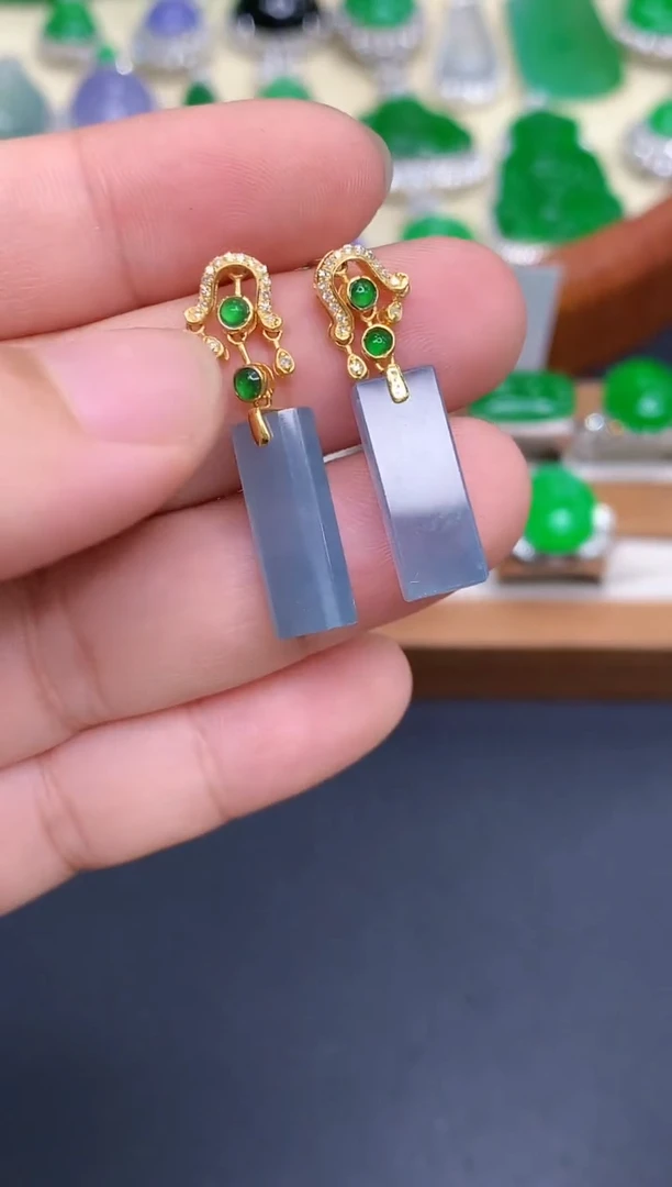 18K金镶嵌翡翠耳饰252-中国好珍宝