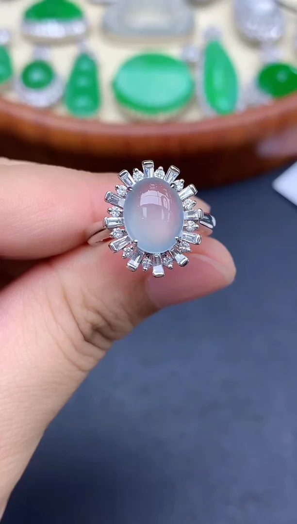 18K金镶嵌戒指翡翠640-中国好珍宝