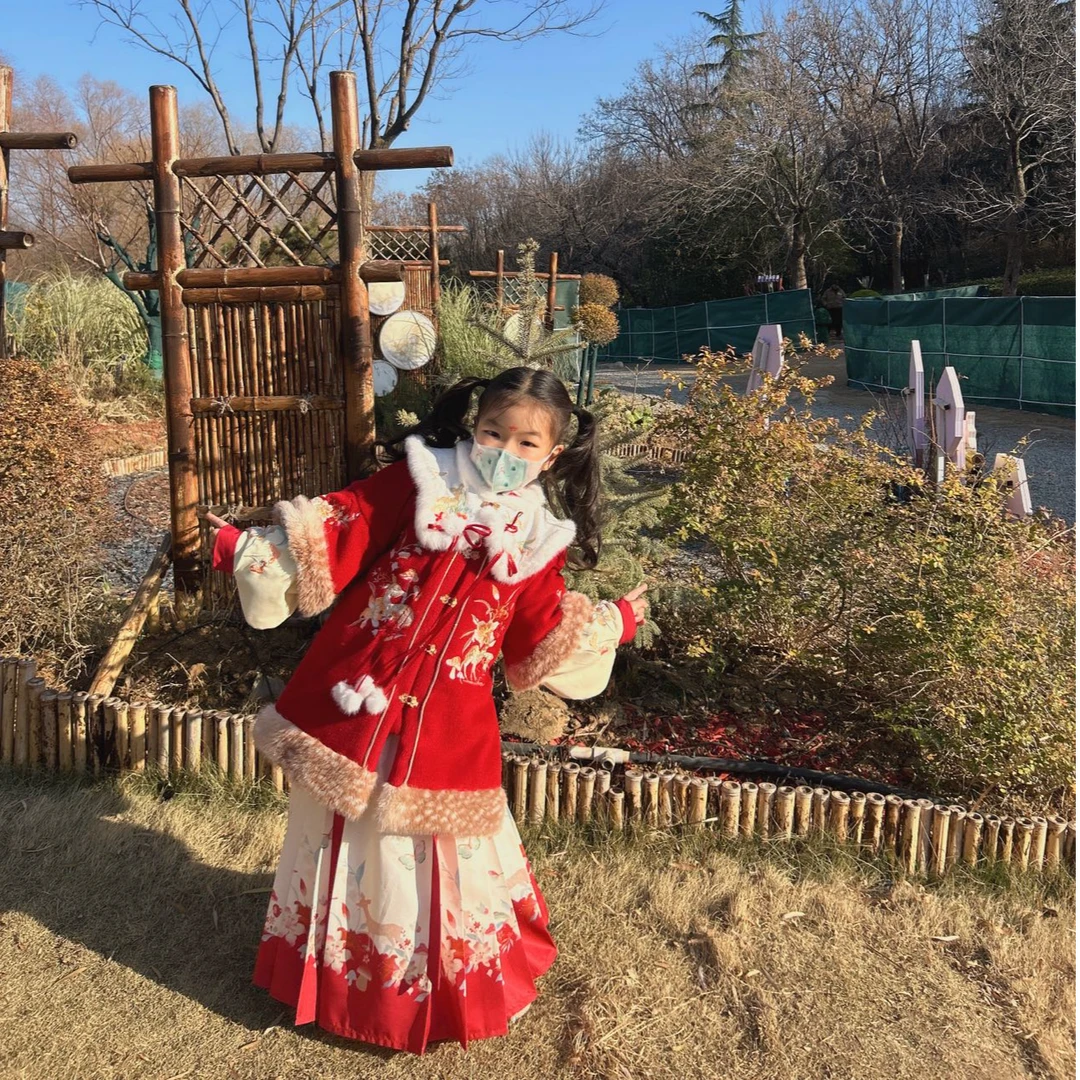 2024新款汉服拜年服加绒加厚版明制冬季中国风