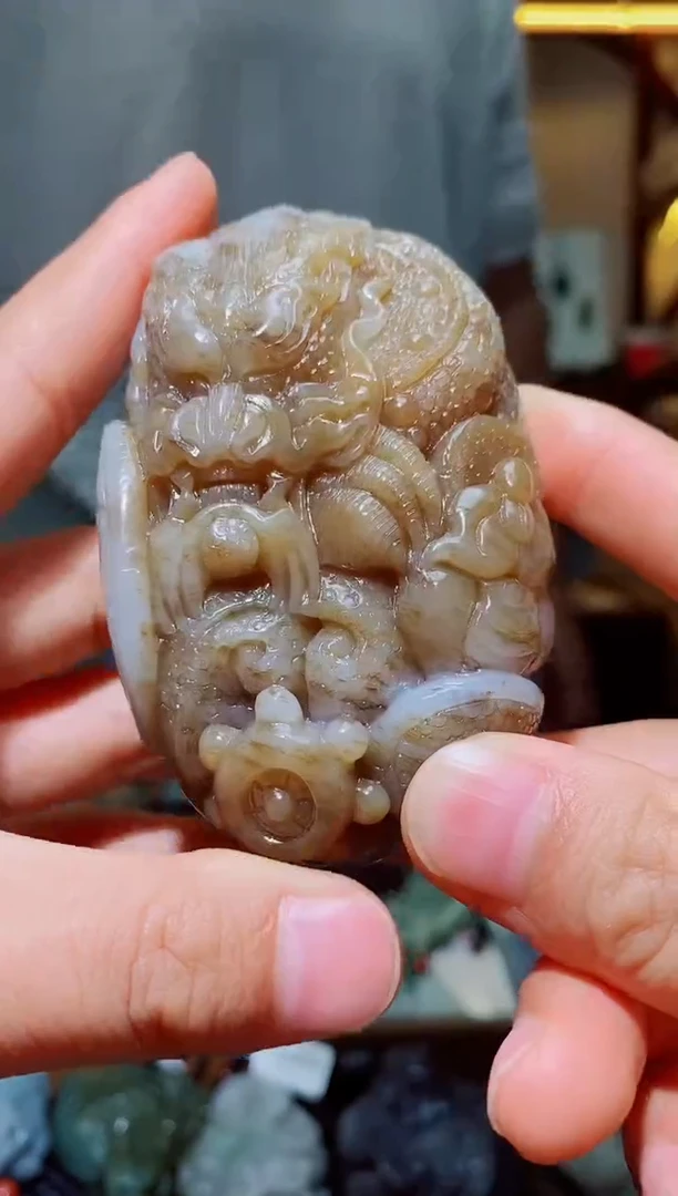 未镶嵌和田玉把件1